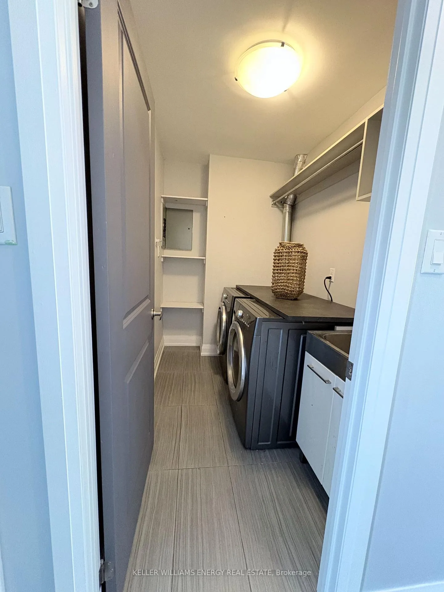 Photo 10 of Unit 1, 540 Mary Street E, Whitby, Downtown Whitby — HOMEH