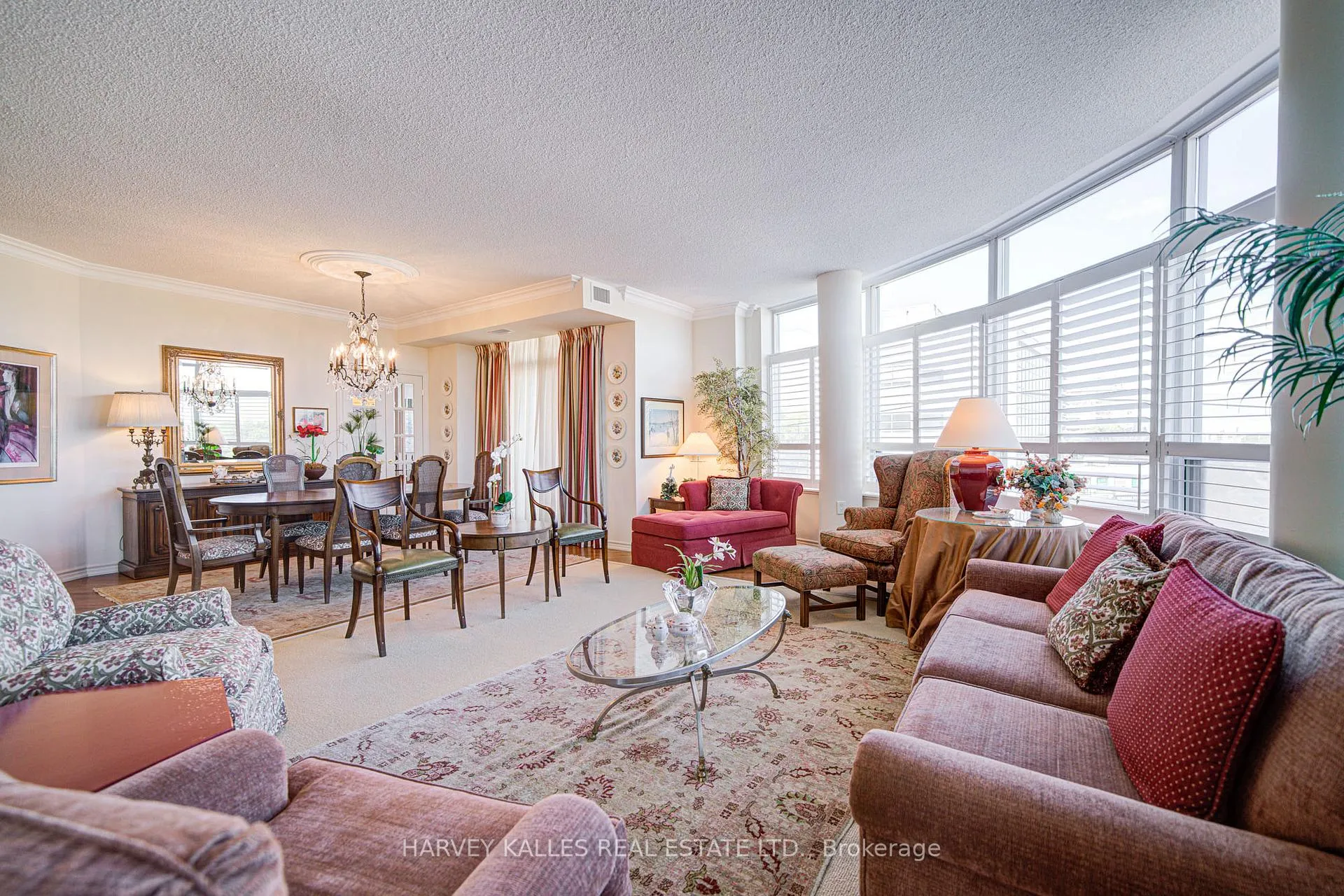 Photo 10 of Unit 404, 1 Glen Park, Toronto, Englemount-Lawrence — HOMEH