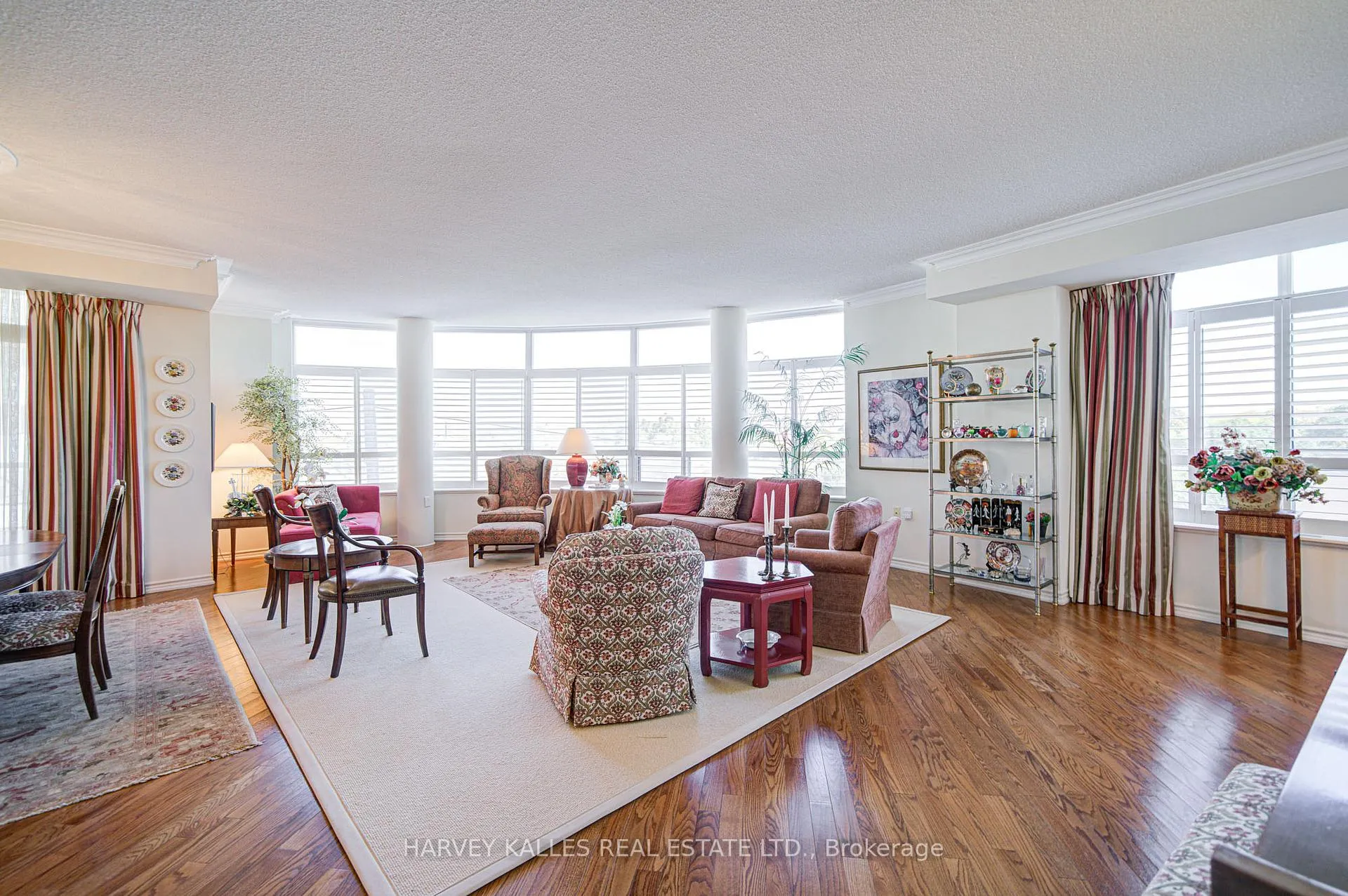 Photo 13 of Unit 404, 1 Glen Park, Toronto, Englemount-Lawrence — HOMEH