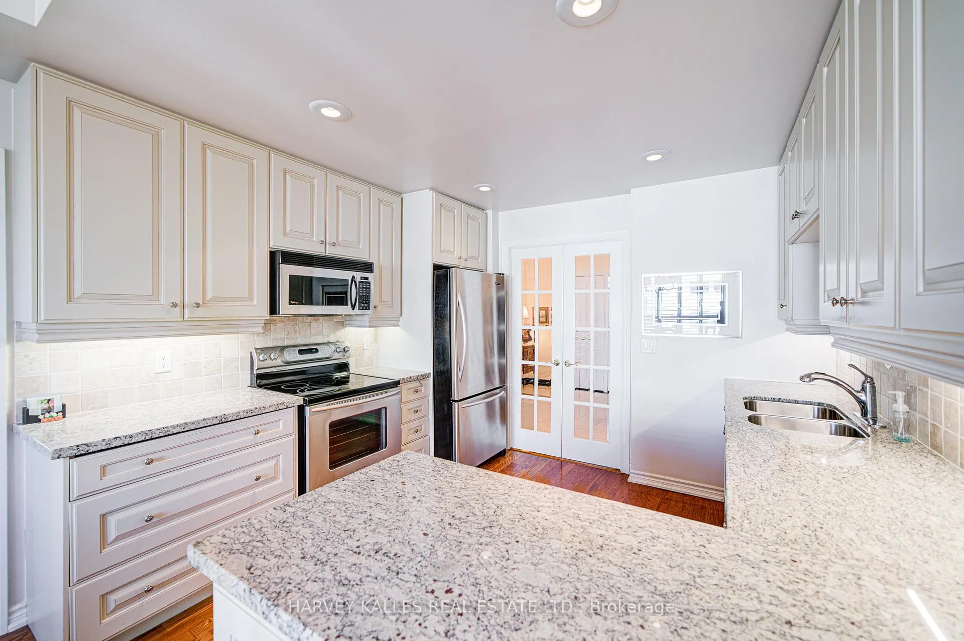 Photo 18 of Unit 404, 1 Glen Park, Toronto, Englemount-Lawrence — HOMEH
