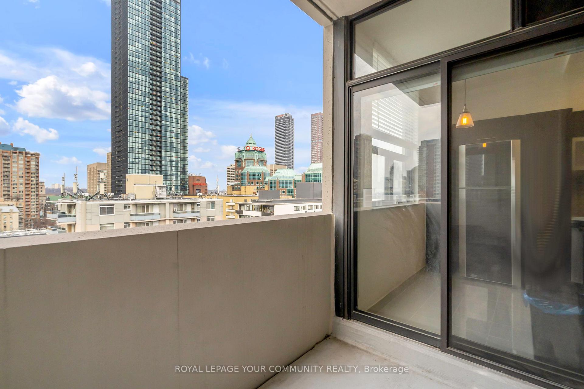 Photo 21 of Unit 1408, 86 Gloucester Street, Toronto, Church-Yonge Corridor — HOMEH