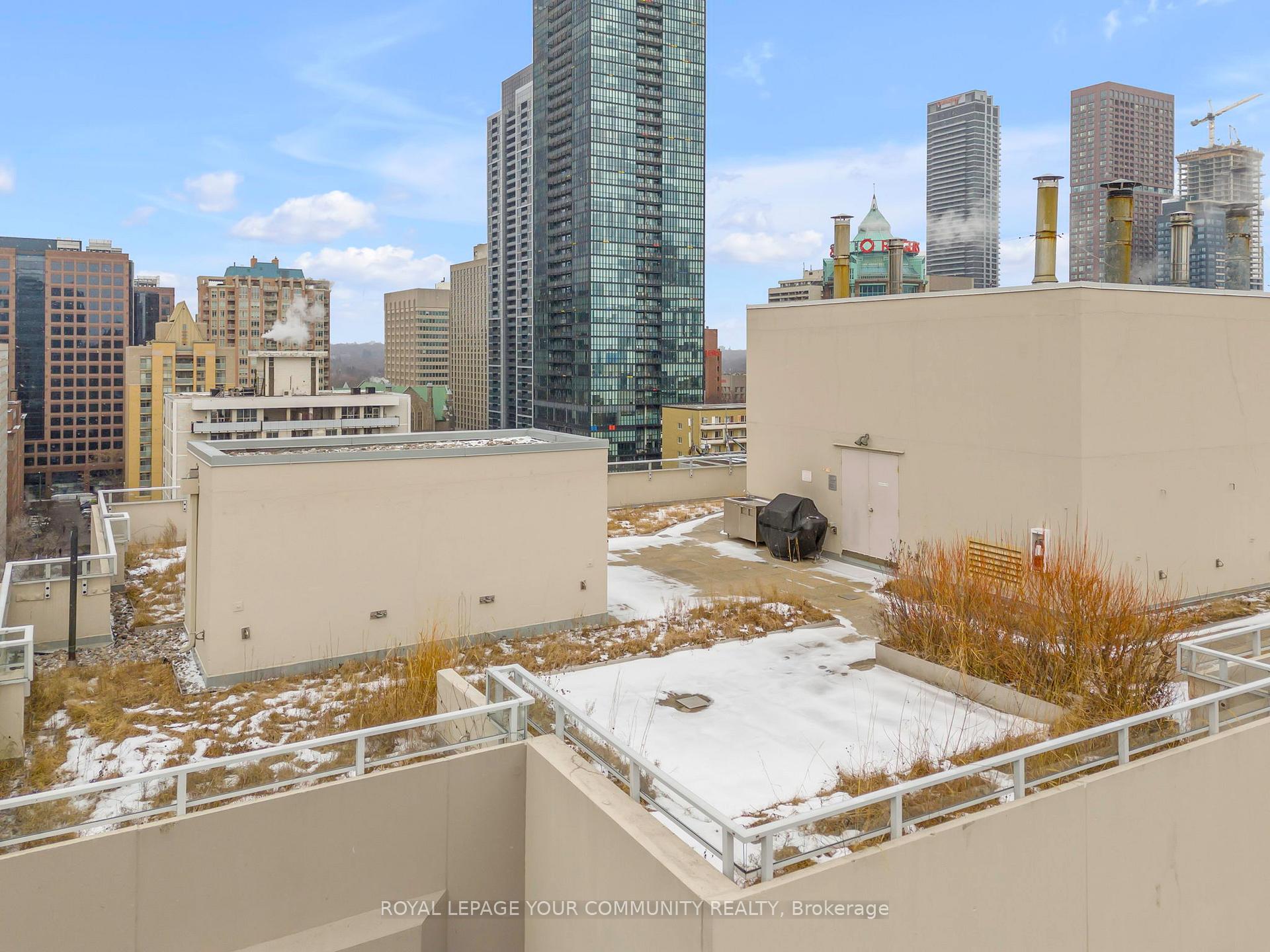 Photo 37 of Unit 1408, 86 Gloucester Street, Toronto, Church-Yonge Corridor — HOMEH