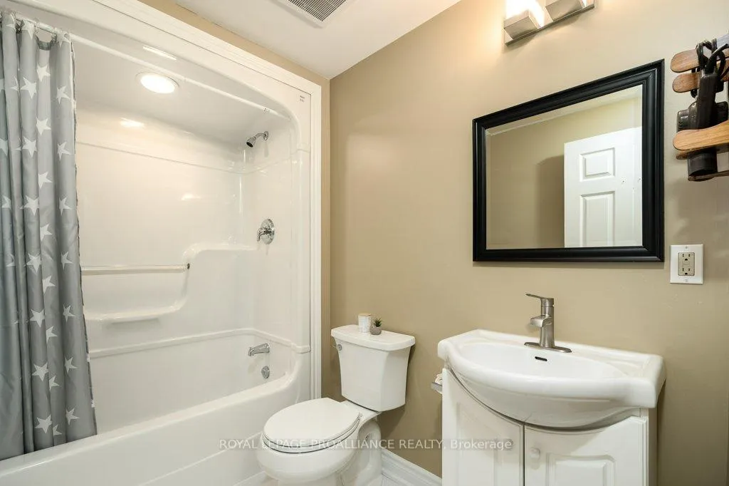 Photo 24 of 24 Stonegate Crescent, Quinte West, Frankford Ward — HOMEH