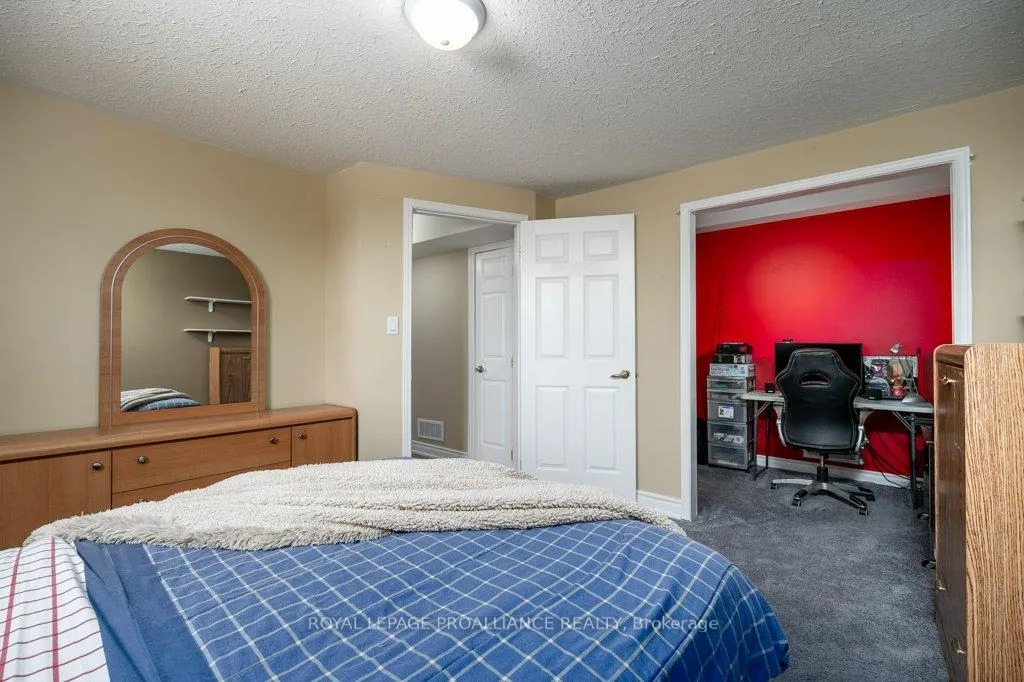 Photo 26 of 24 Stonegate Crescent, Quinte West, Frankford Ward — HOMEH
