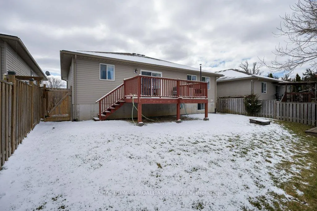 Photo 30 of 24 Stonegate Crescent, Quinte West, Frankford Ward — HOMEH