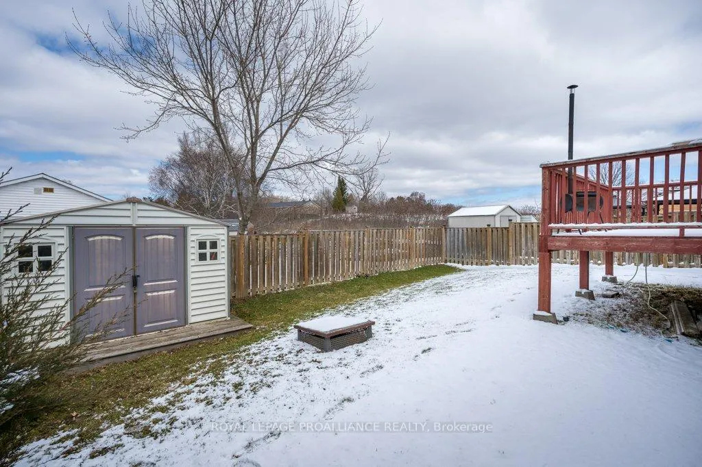 Photo 35 of 24 Stonegate Crescent, Quinte West, Frankford Ward — HOMEH