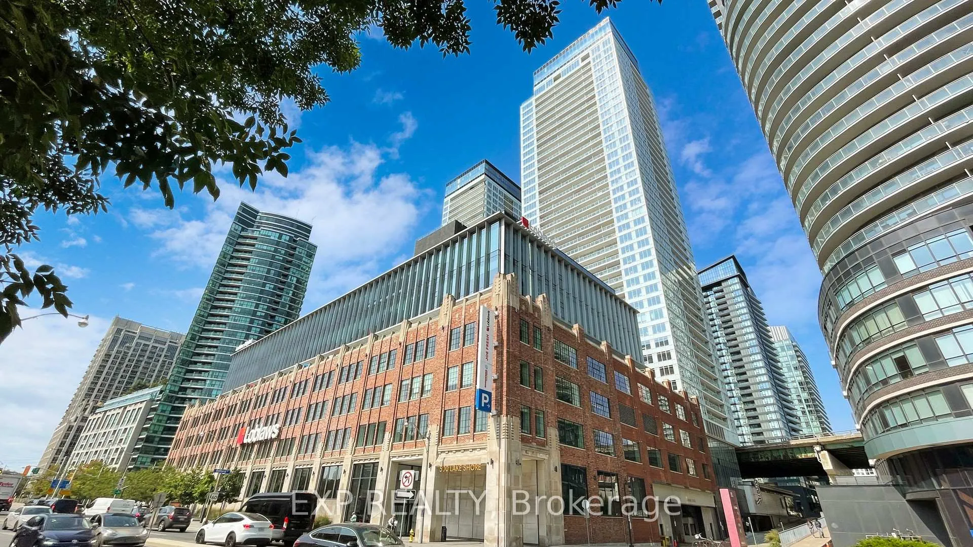 Photo 3 of Unit 615, 17 Bathurst Street S, Toronto, Waterfront Communities — HOMEH