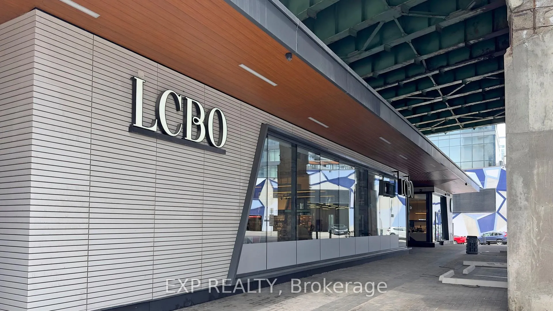 Photo 5 of Unit 615, 17 Bathurst Street S, Toronto, Waterfront Communities — HOMEH