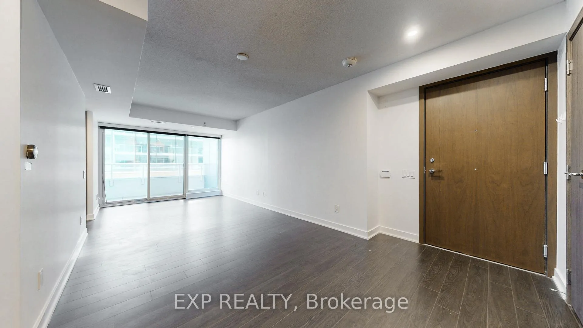 Photo 9 of Unit 615, 17 Bathurst Street S, Toronto, Waterfront Communities — HOMEH