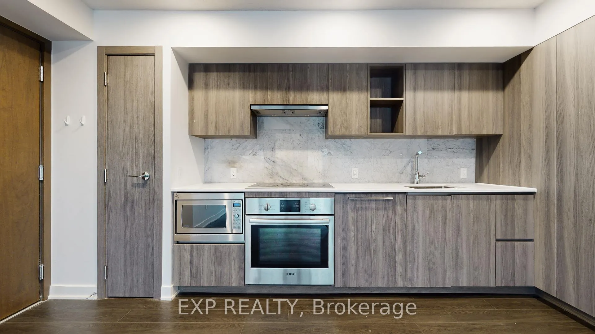 Photo 16 of Unit 615, 17 Bathurst Street S, Toronto, Waterfront Communities — HOMEH