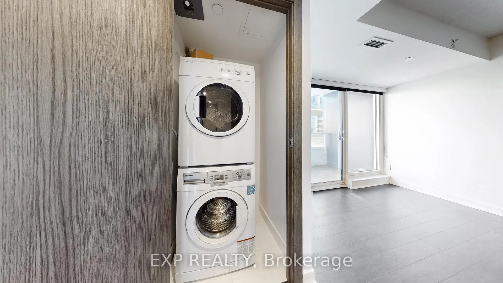 Photo 29 of Unit 615, 17 Bathurst Street S, Toronto, Waterfront Communities — HOMEH