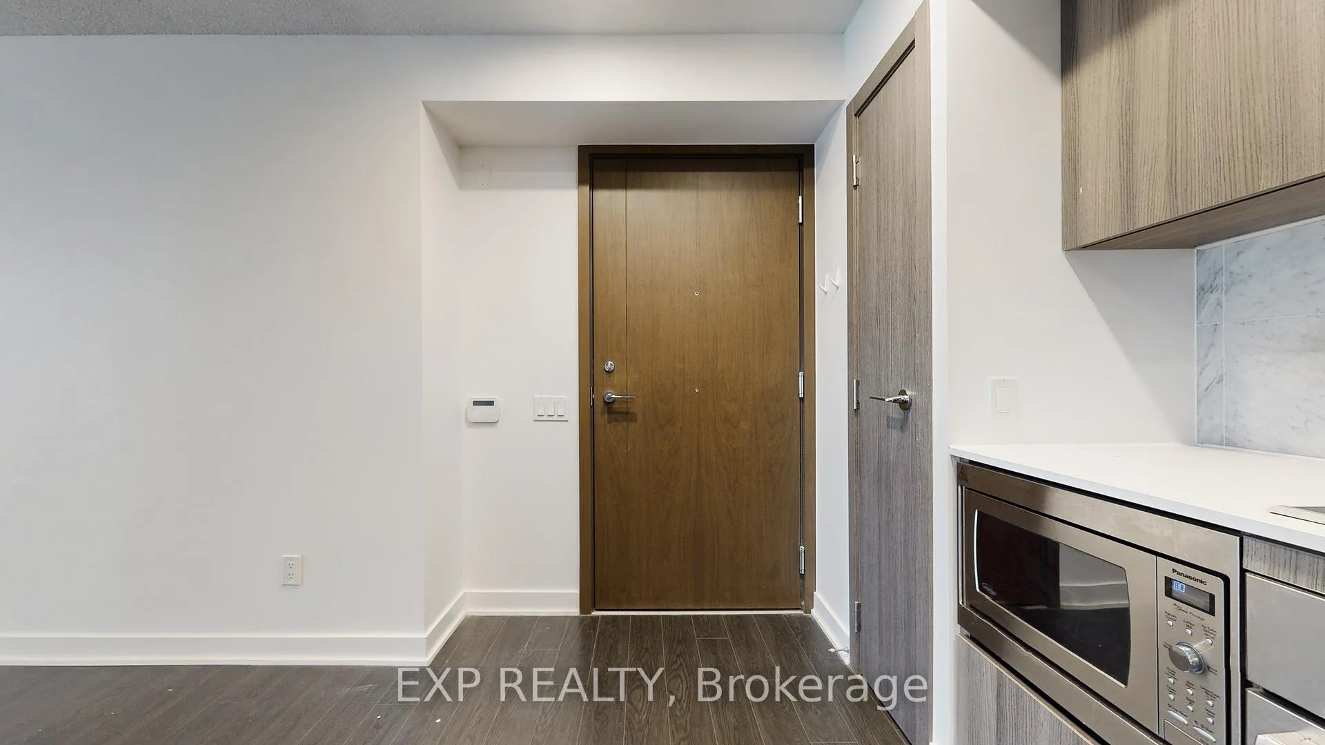 Photo 30 of Unit 615, 17 Bathurst Street S, Toronto, Waterfront Communities — HOMEH