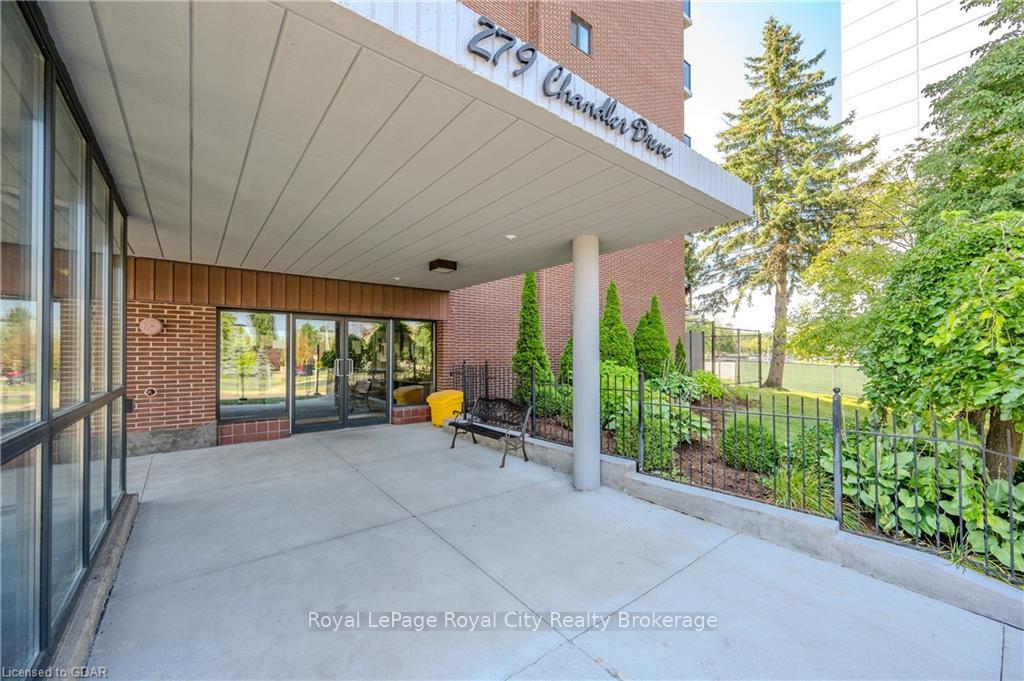 Photo 3 of Unit 608, 279 Chandler Drive, Kitchener — HOMEH