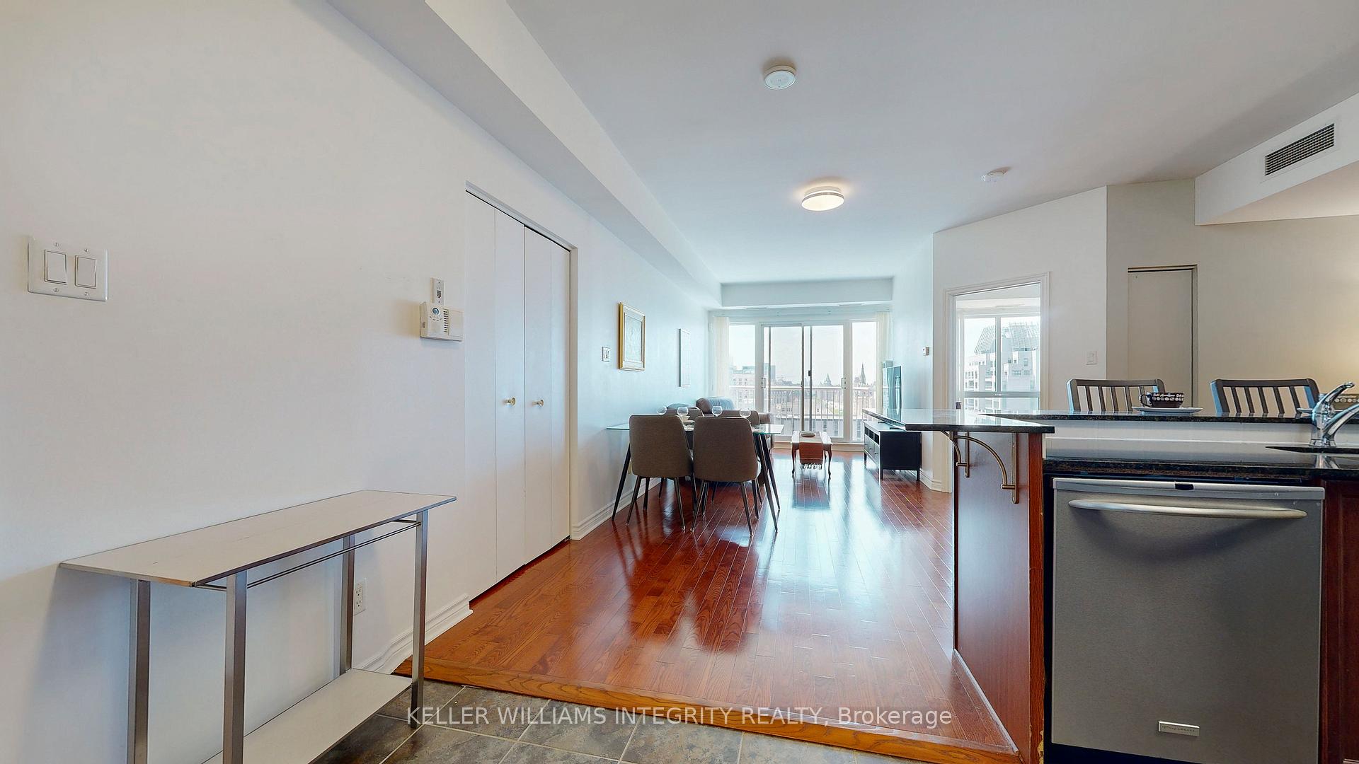 Photo 6 of Unit 2005, 200 Rideau Street, Ottawa, Sandy Hill — HOMEH