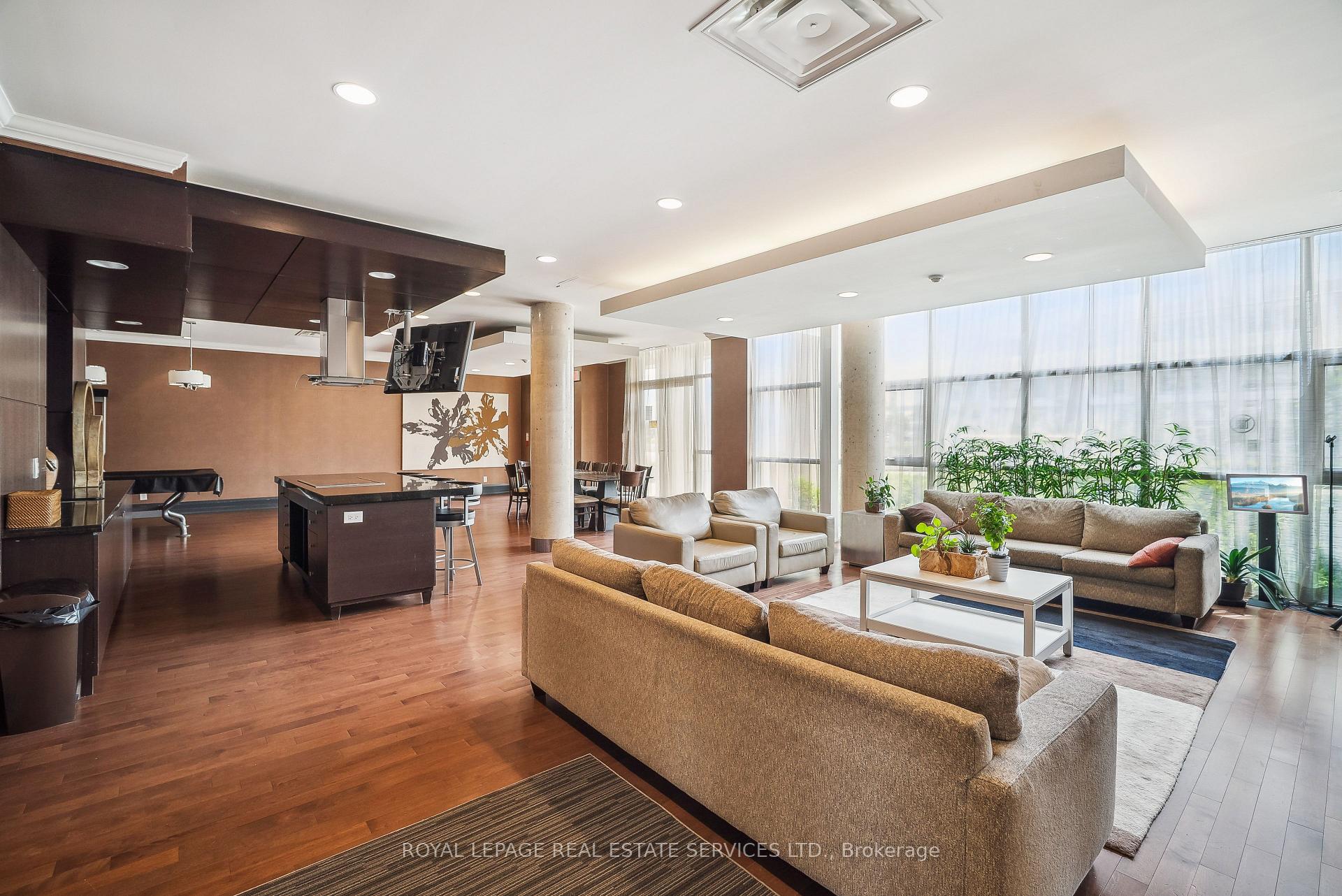 Photo 30 of Unit 511, 21 Upper Duke Crescent, Markham, Unionville — HOMEH