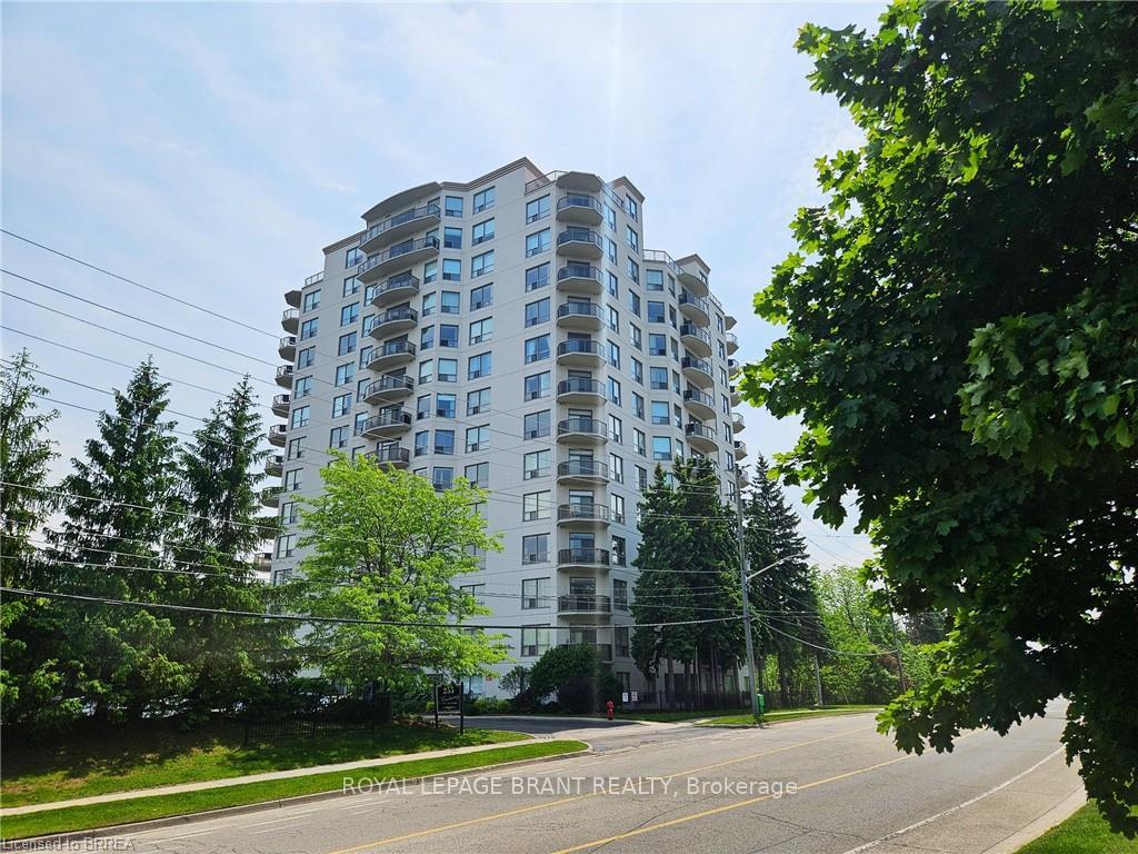 Front of Unit 104, 255 Keats Way