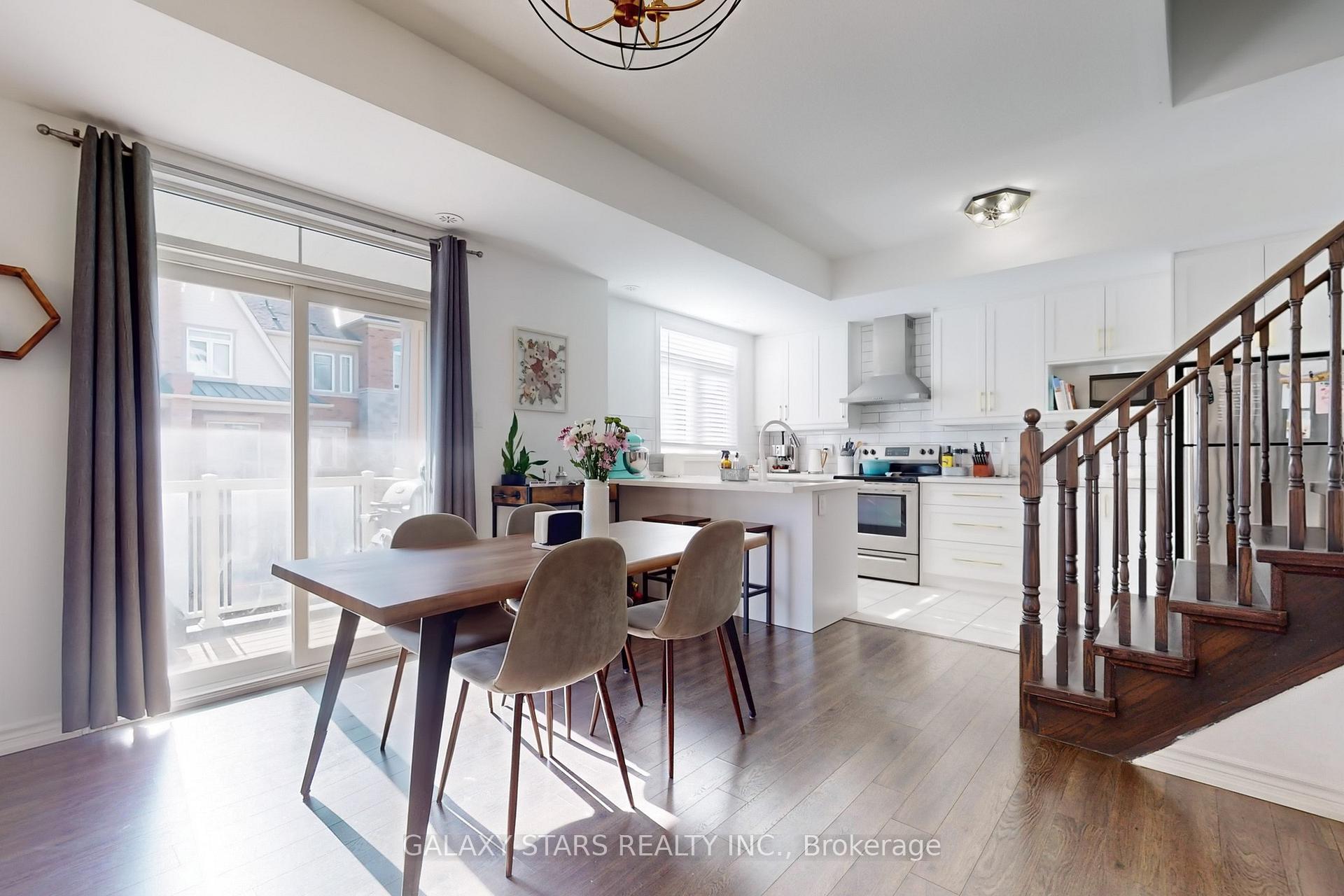 Photo 8 of Unit 102, 2429 Nantucket Chase, Pickering, Duffin Heights — HOMEH