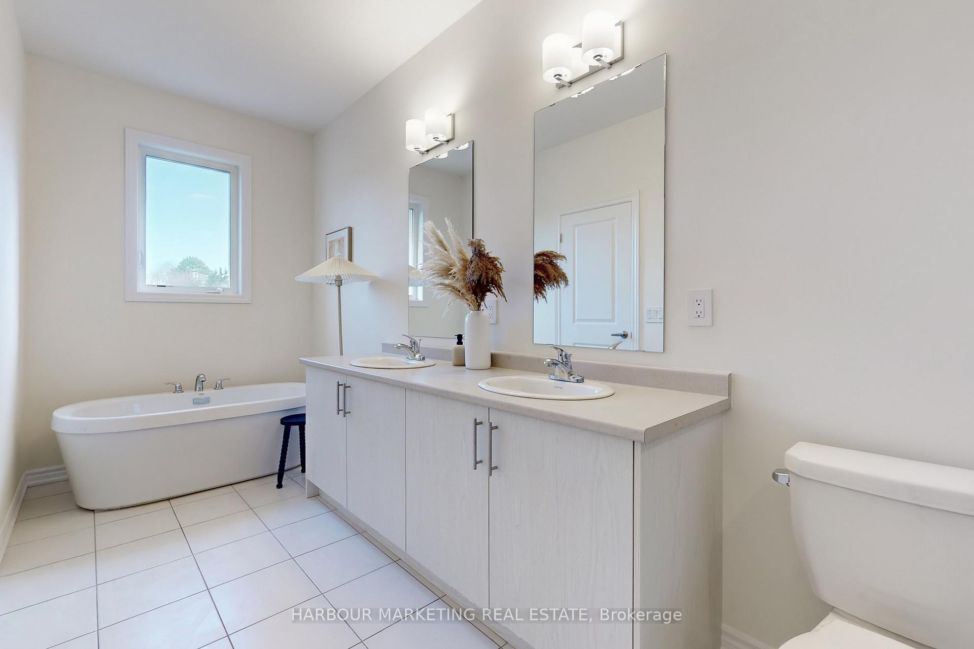 Photo 30 of Unit lot 7, 66 Main Street, King, Schomberg — HOMEH