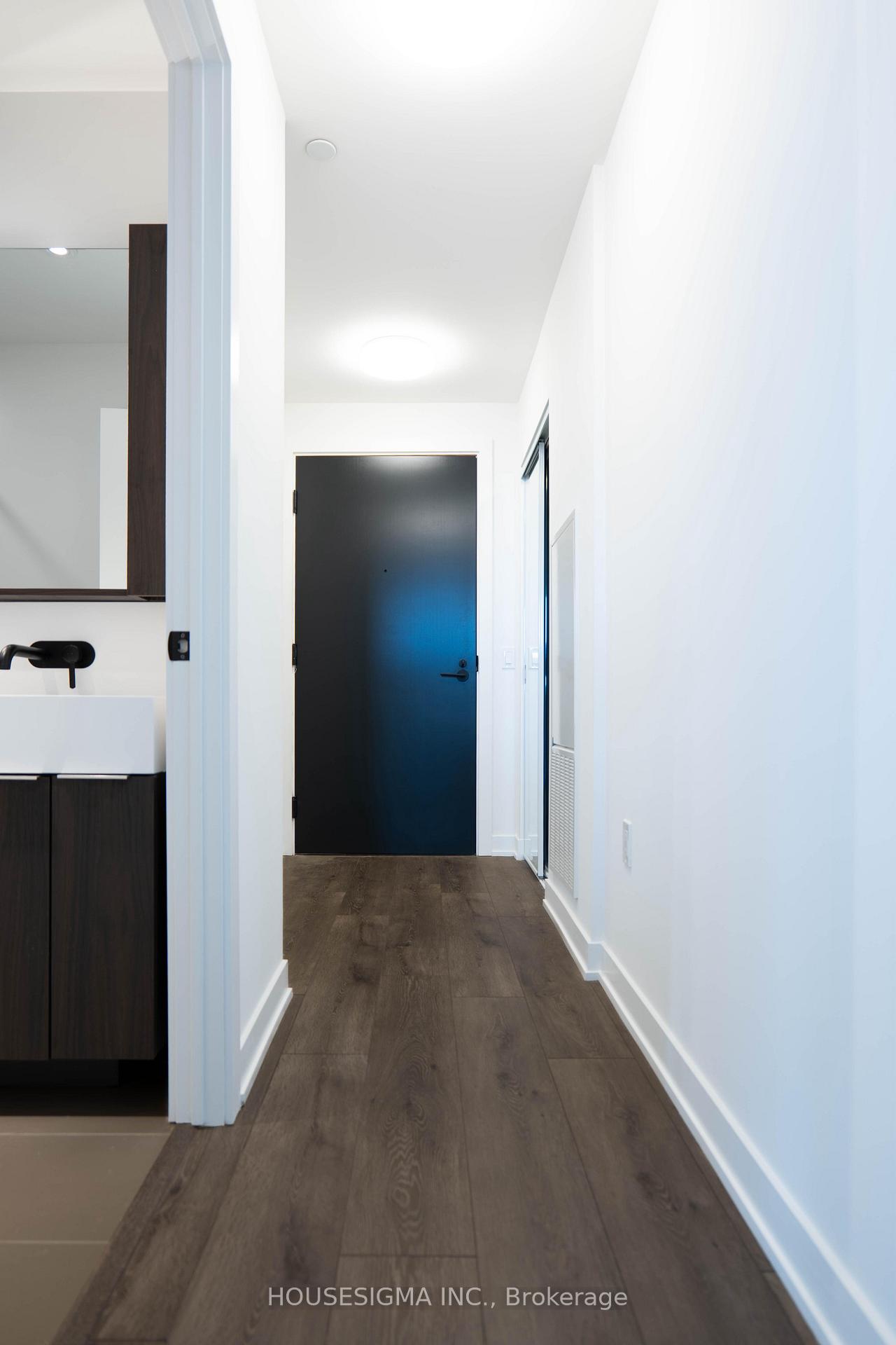 Photo 4 of 127 Broadway Avenue, Toronto, Mount Pleasant West — HOMEH