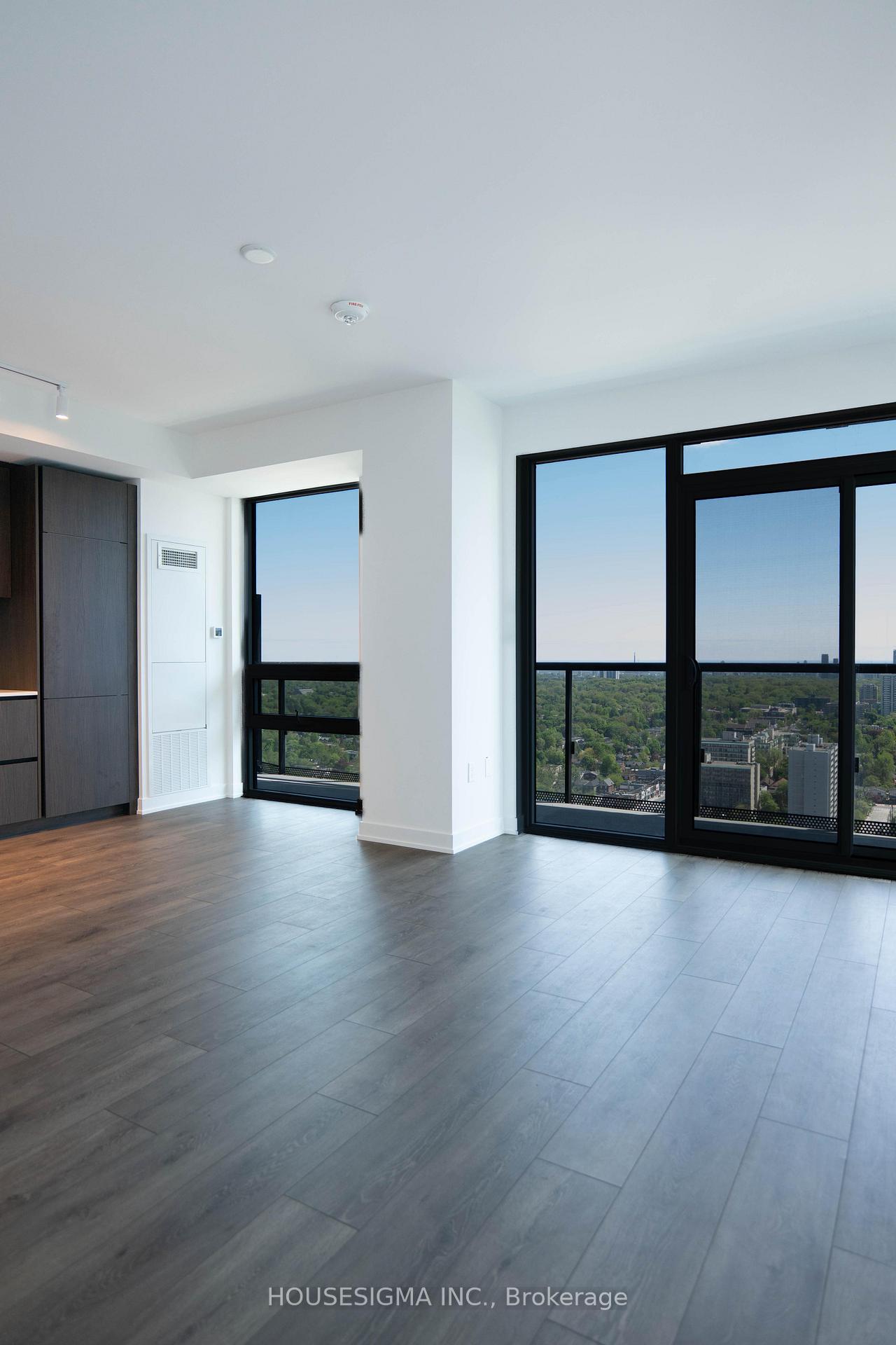Photo 6 of 127 Broadway Avenue, Toronto, Mount Pleasant West — HOMEH