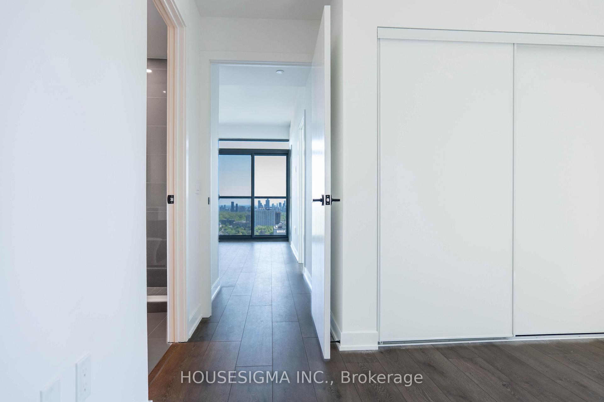 Photo 16 of 127 Broadway Avenue, Toronto, Mount Pleasant West — HOMEH