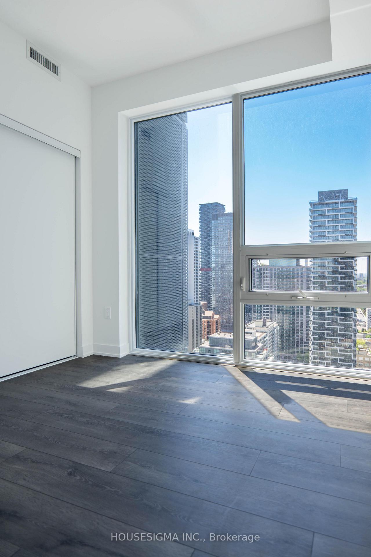 Photo 19 of 127 Broadway Avenue, Toronto, Mount Pleasant West — HOMEH