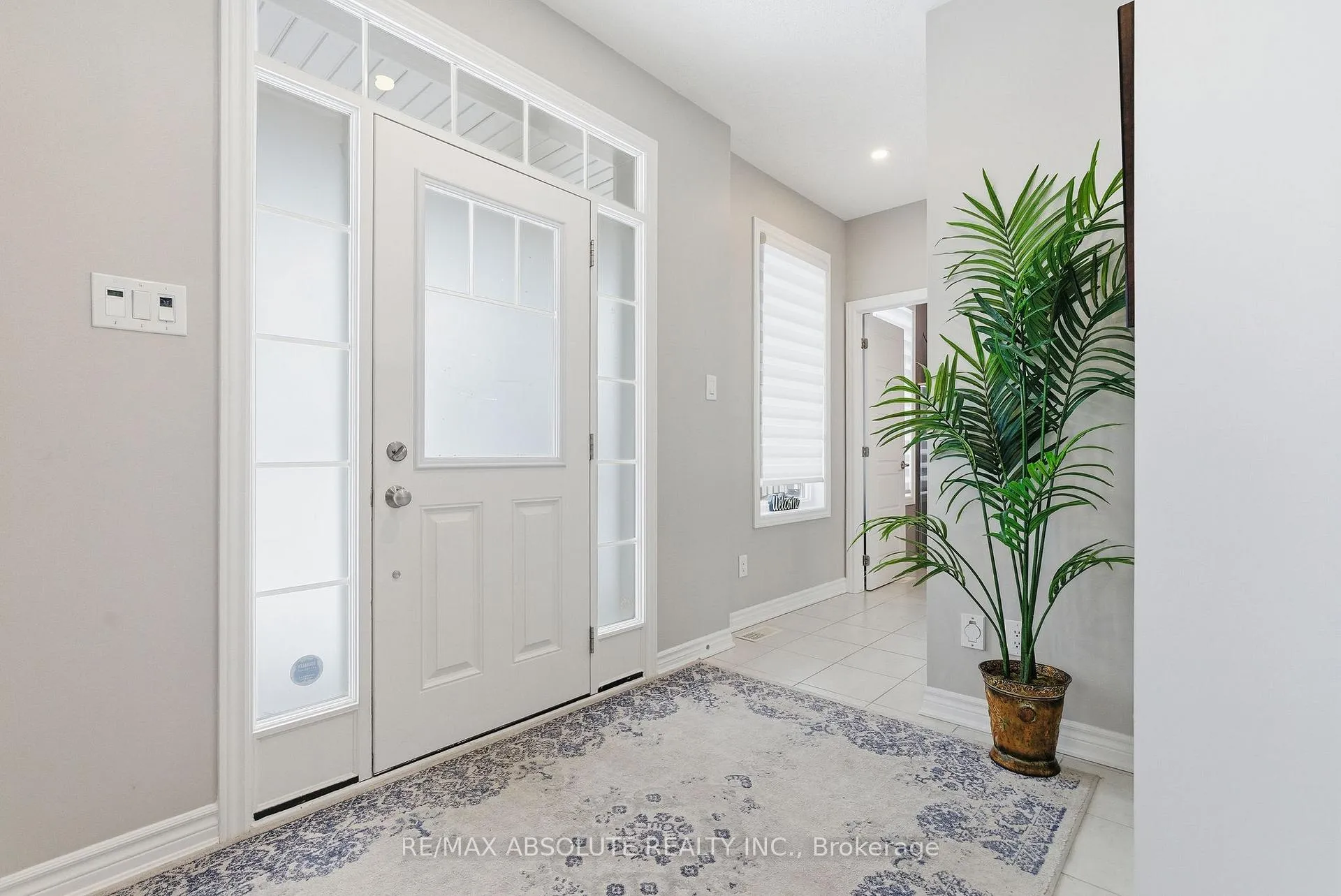 Photo 4 of 160 Damselfly Way, Ottawa, Barrhaven - Half Moon Bay — HOMEH