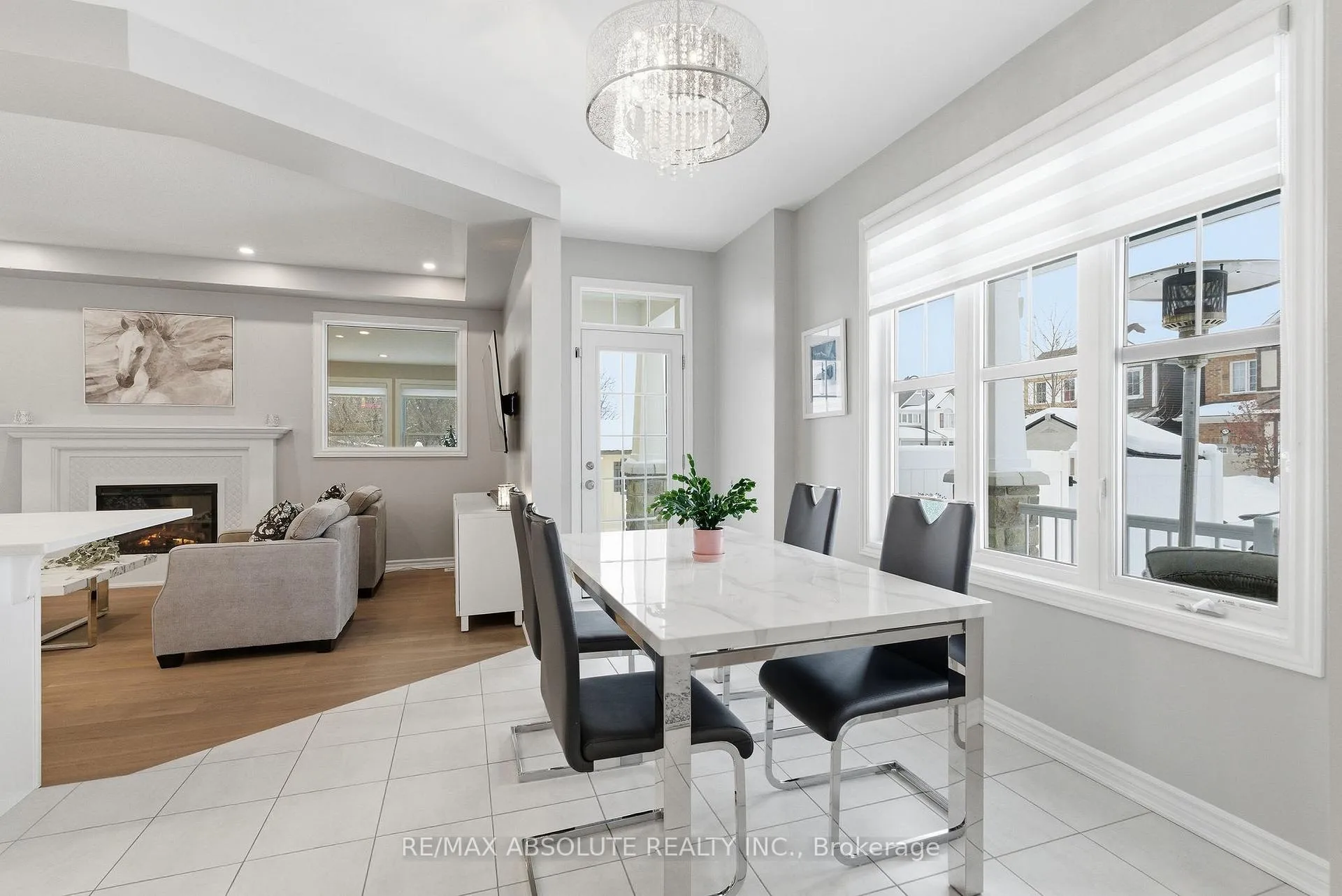 Photo 5 of 160 Damselfly Way, Ottawa, Barrhaven - Half Moon Bay — HOMEH