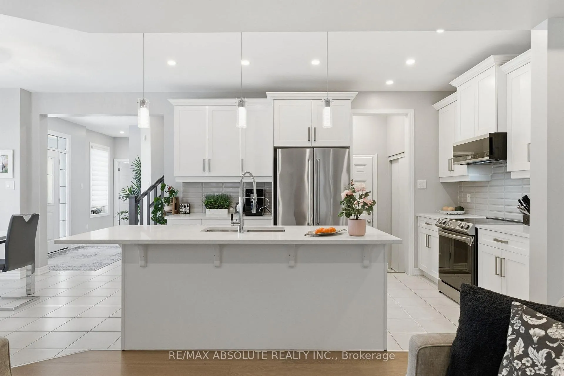 Photo 10 of 160 Damselfly Way, Ottawa, Barrhaven - Half Moon Bay — HOMEH