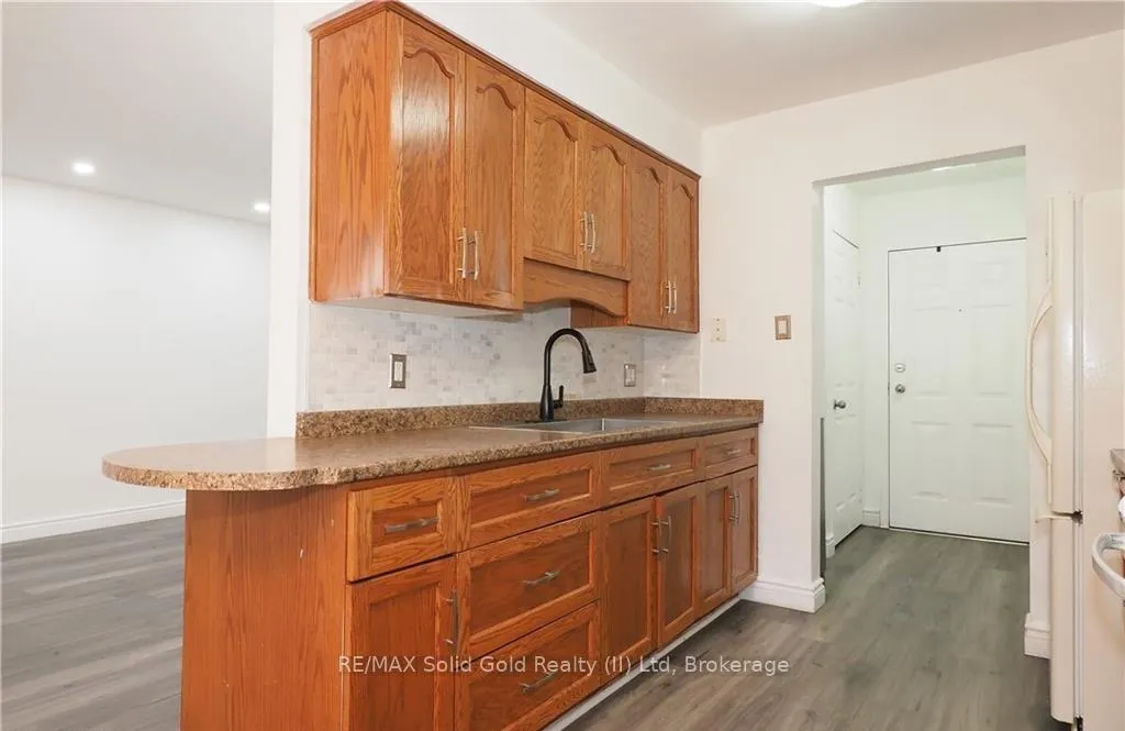 Photo 11 of Unit 4, 300 Traynor Avenue, Kitchener — HOMEH
