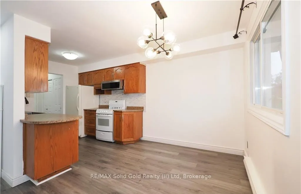 Photo 15 of Unit 4, 300 Traynor Avenue, Kitchener — HOMEH