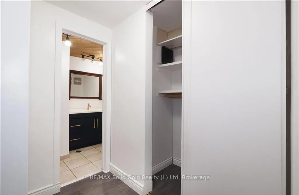 Photo 22 of Unit 4, 300 Traynor Avenue, Kitchener — HOMEH