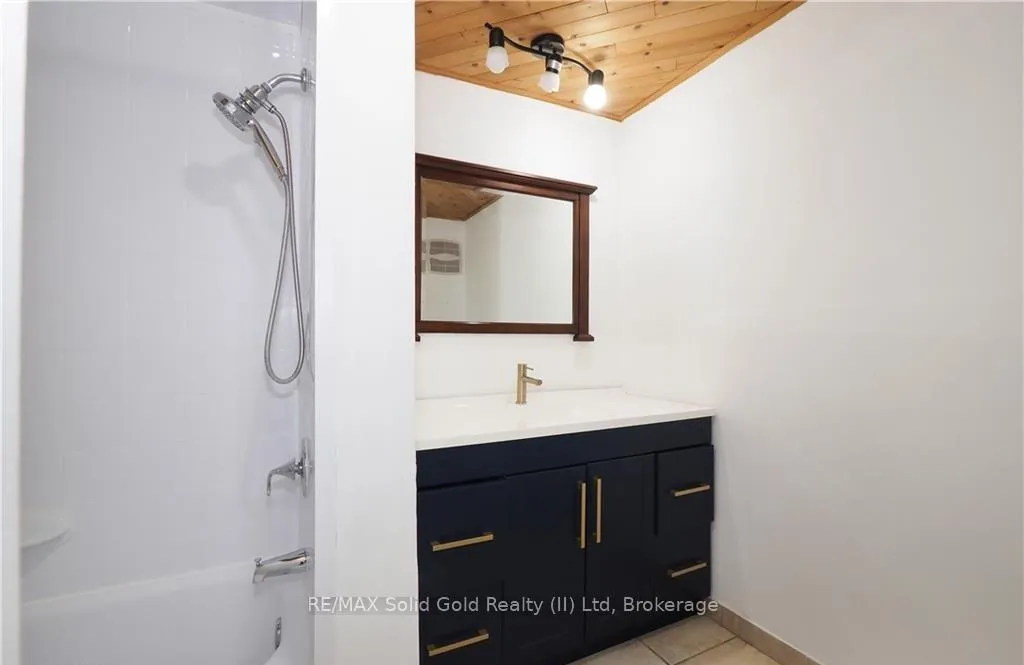 Photo 23 of Unit 4, 300 Traynor Avenue, Kitchener — HOMEH