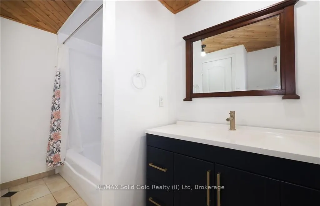 Photo 25 of Unit 4, 300 Traynor Avenue, Kitchener — HOMEH