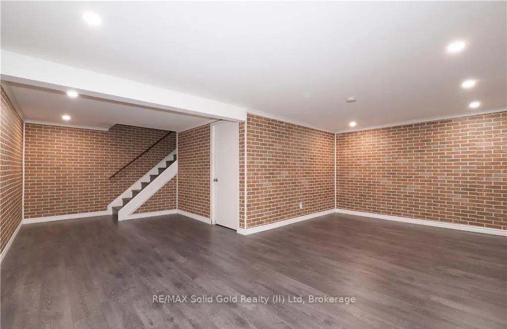 Photo 29 of Unit 4, 300 Traynor Avenue, Kitchener — HOMEH