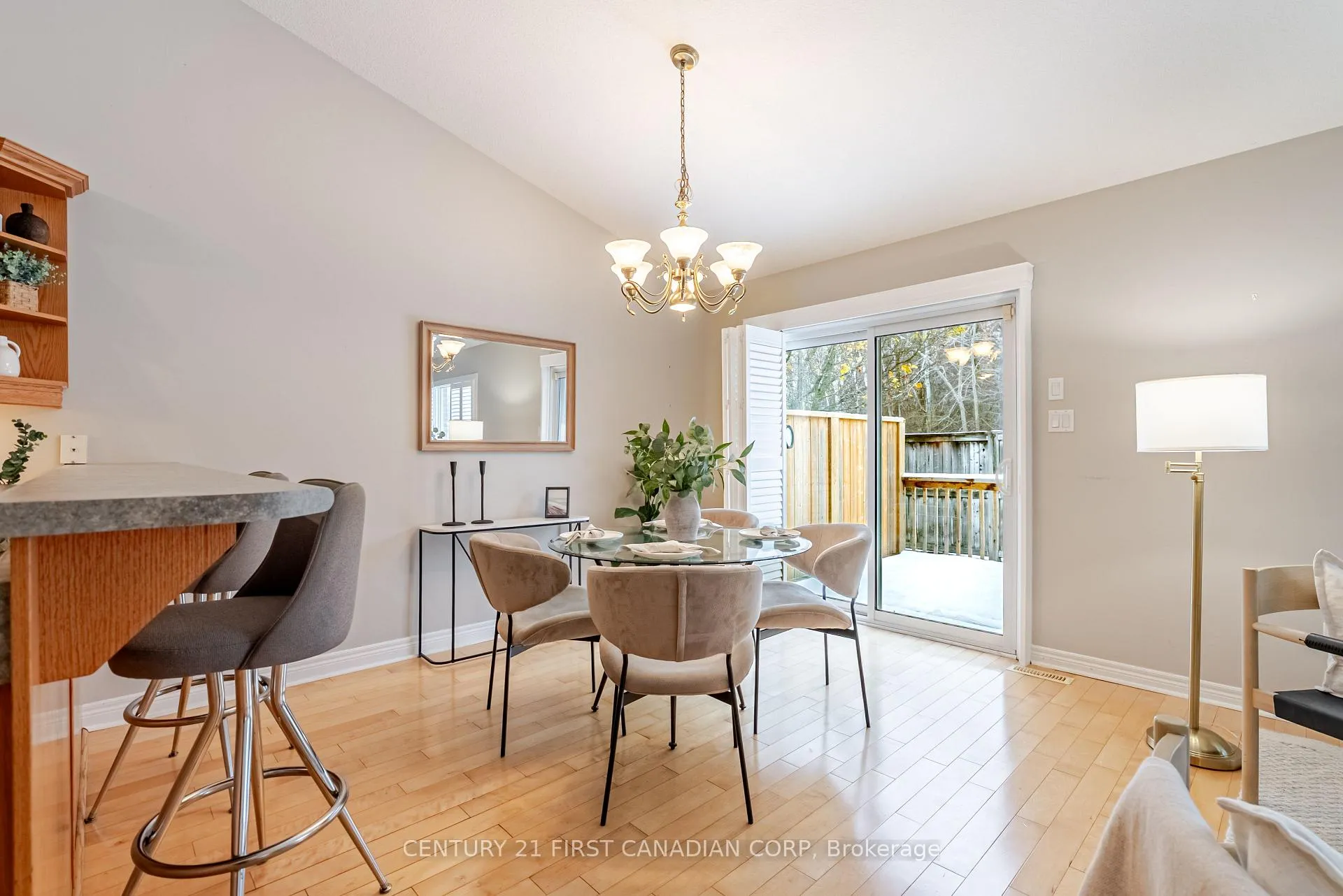 Photo 16 of Unit 17, 95 Capulet Lane, London, North M — HOMEH