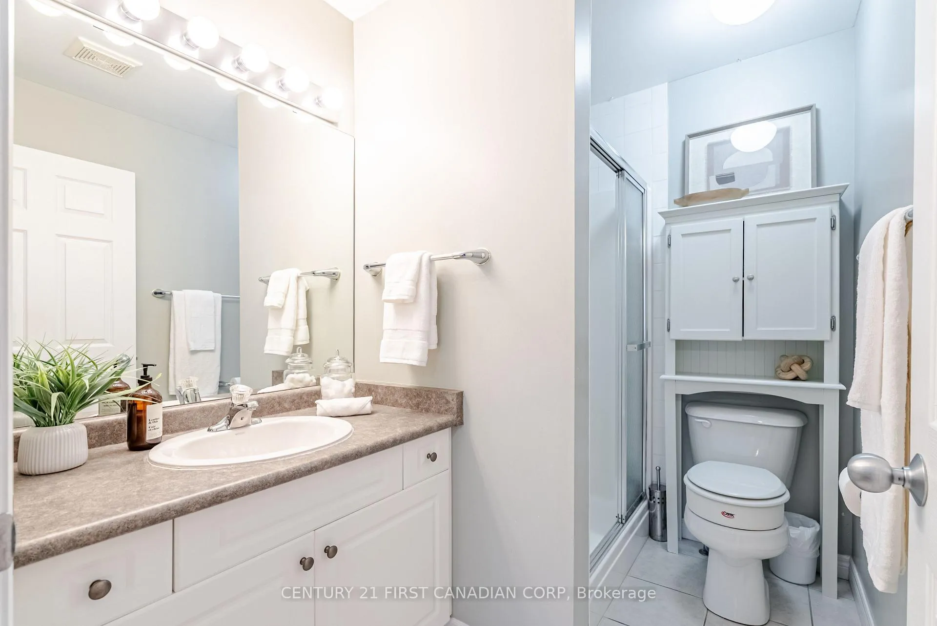 Photo 23 of Unit 17, 95 Capulet Lane, London, North M — HOMEH