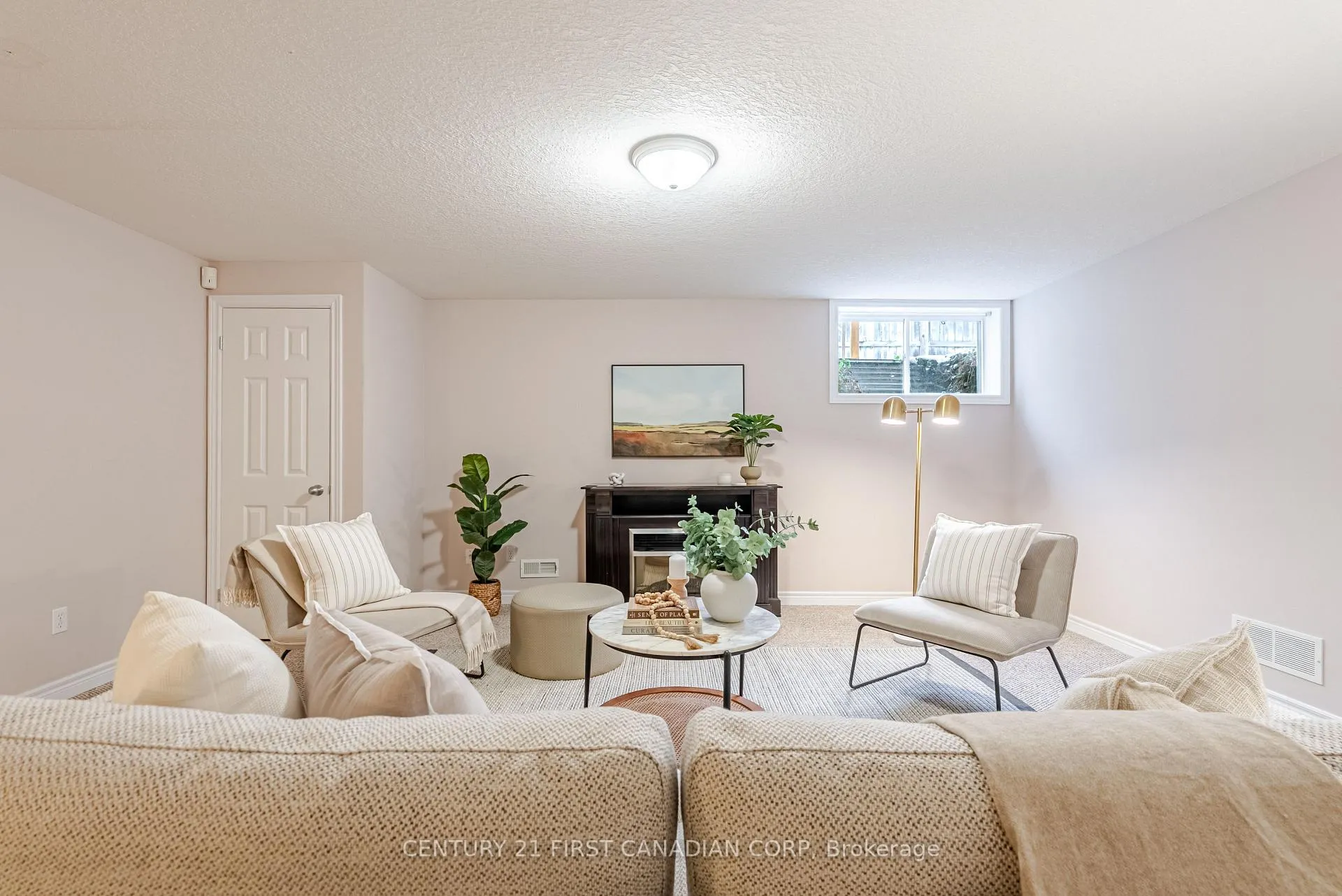 Photo 33 of Unit 17, 95 Capulet Lane, London, North M — HOMEH