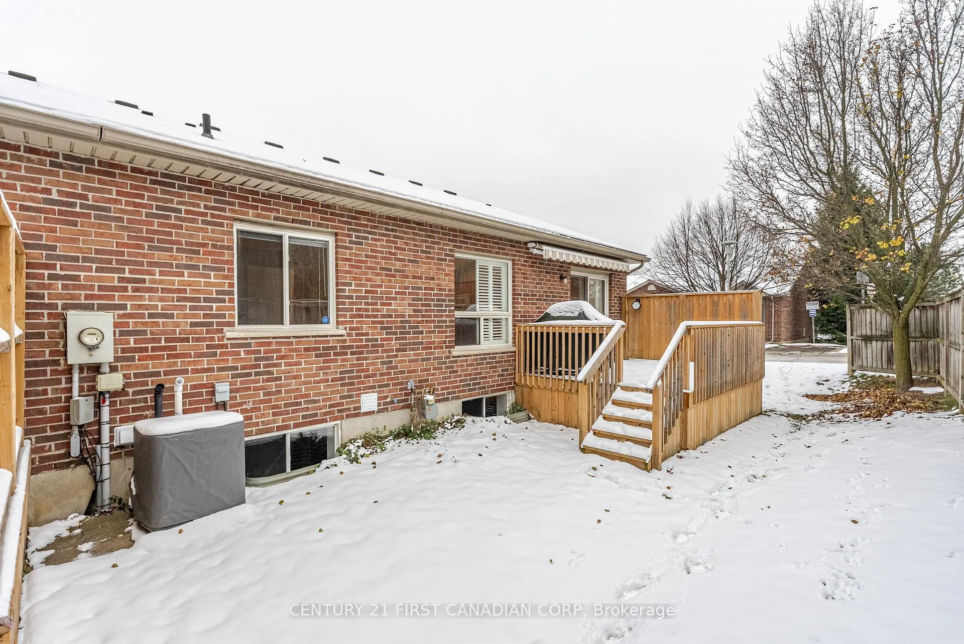 Photo 40 of Unit 17, 95 Capulet Lane, London, North M — HOMEH