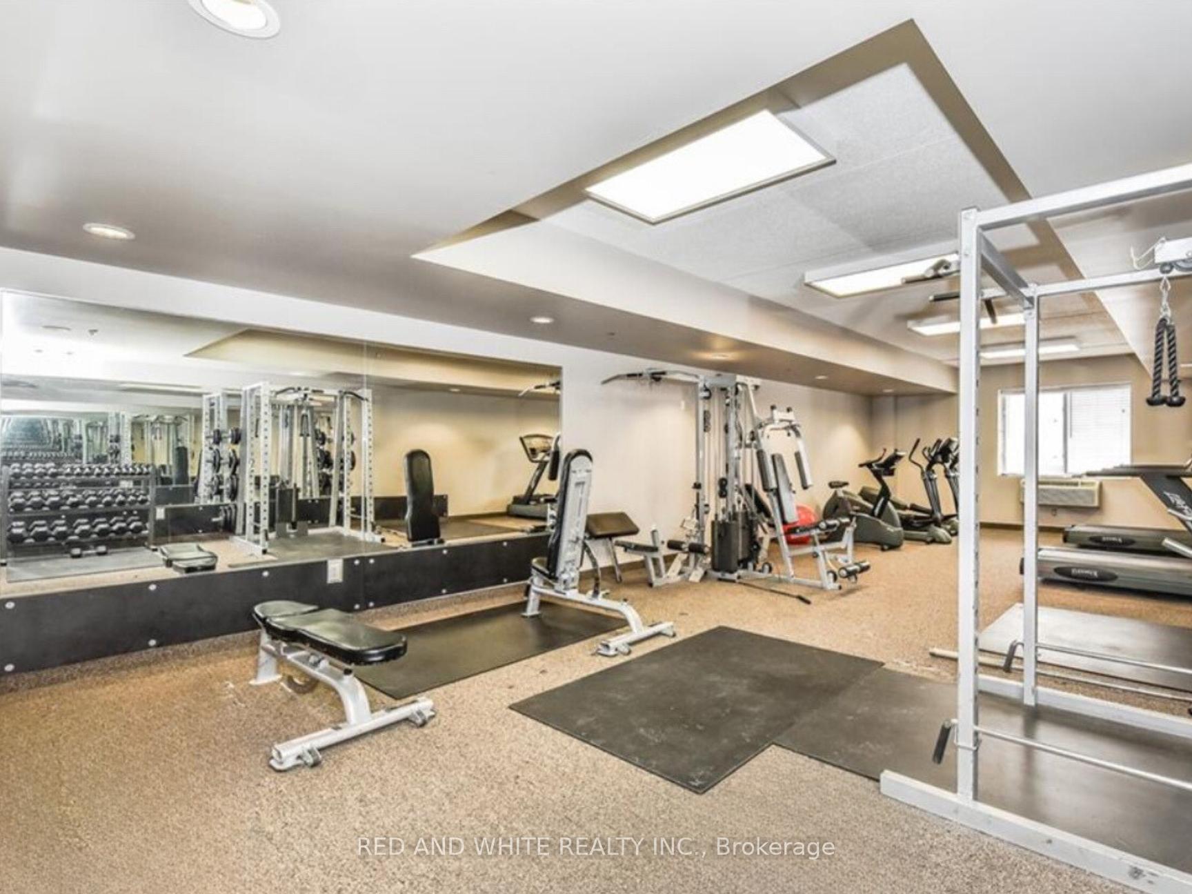 Front of Unit 1105, 8 Hickory Street W