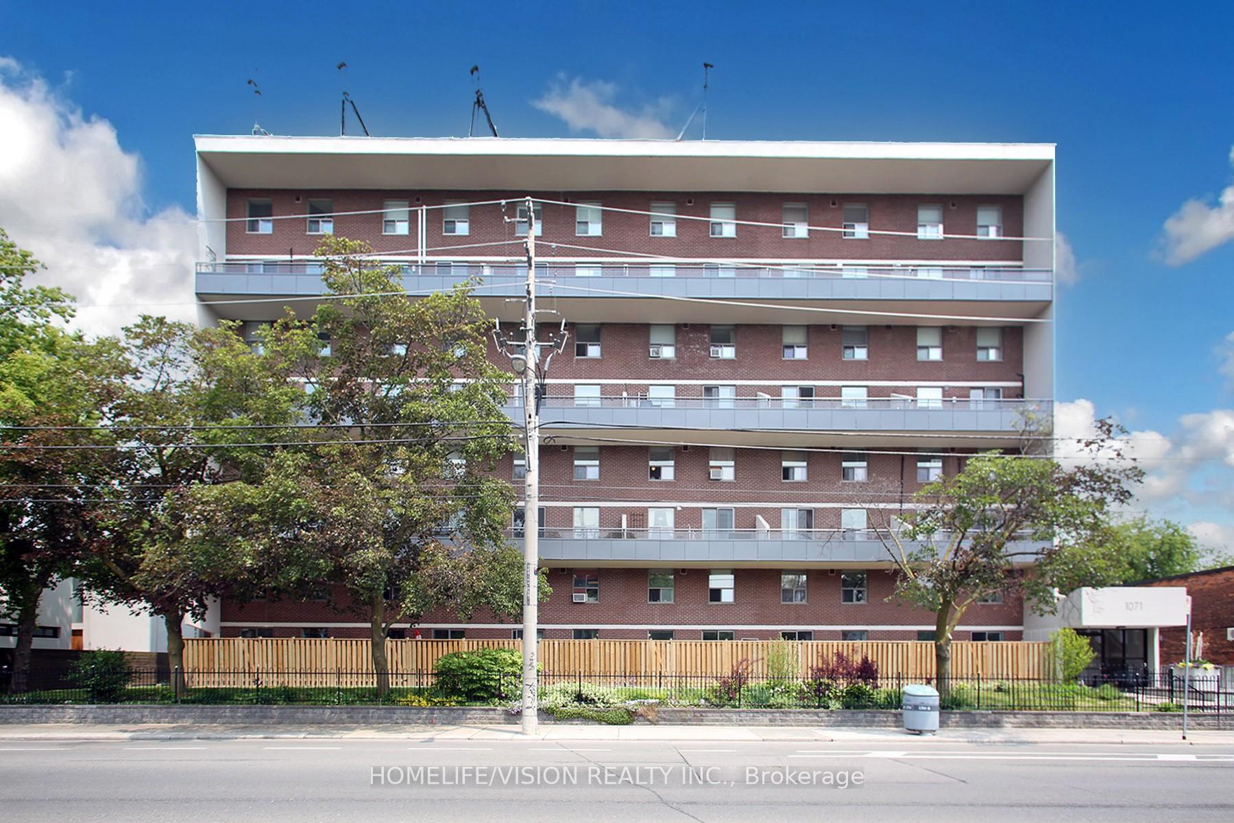 Front of Unit 207, 1071 Woodbine Avenue