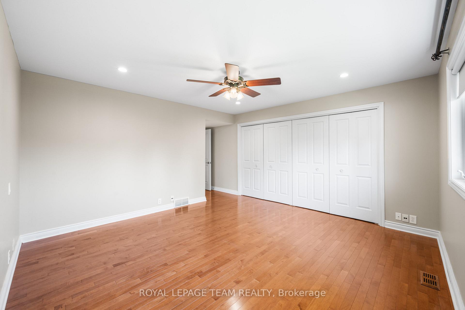 Photo 22 of 3 Millbrook Crescent, Ottawa, City View/Skyline/Fisher Heights/Parkwood Hills — HOMEH