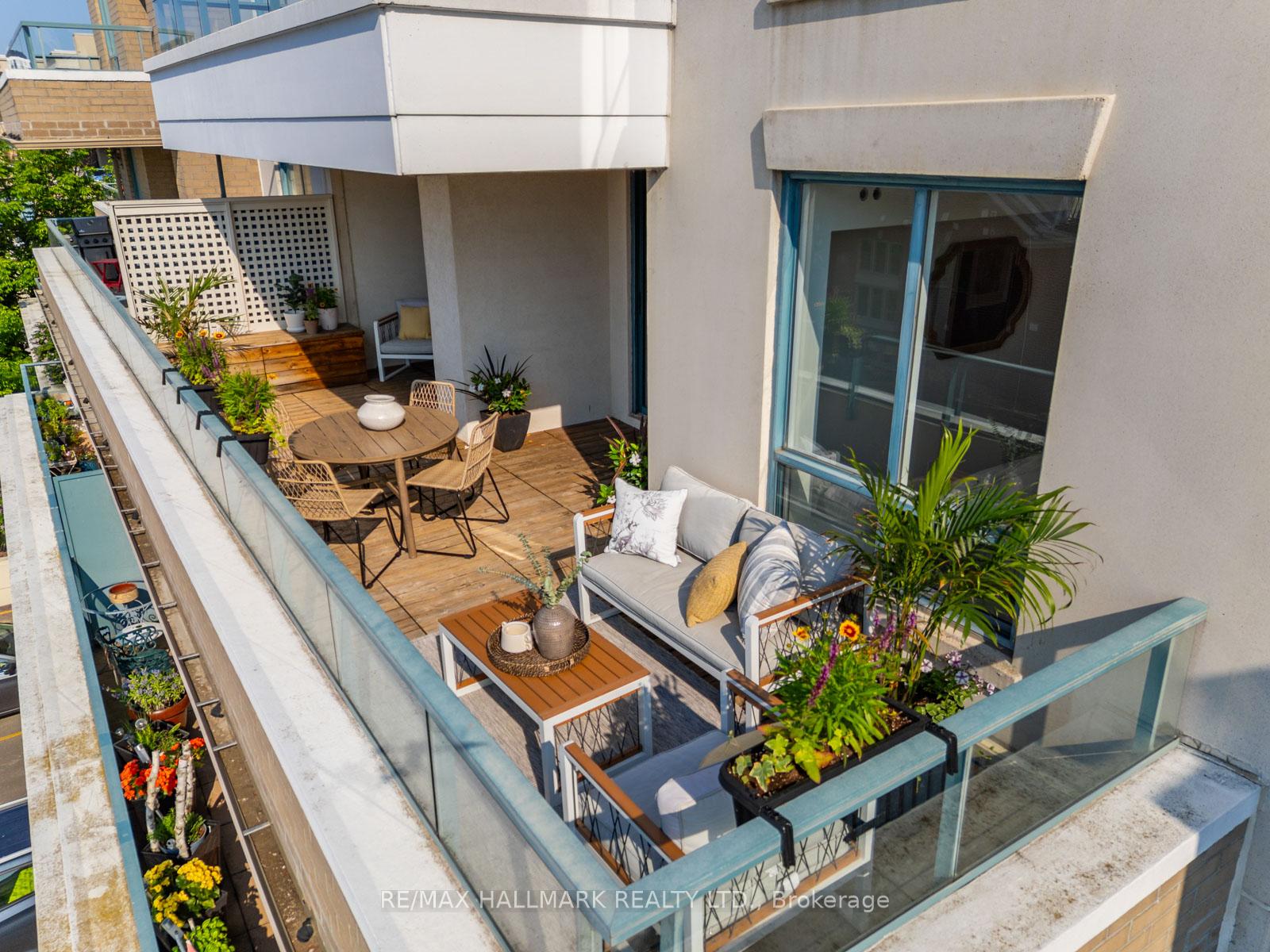 Photo 1 of Unit 301, 1797 Queen Street E, Toronto, The Beaches — HOMEH