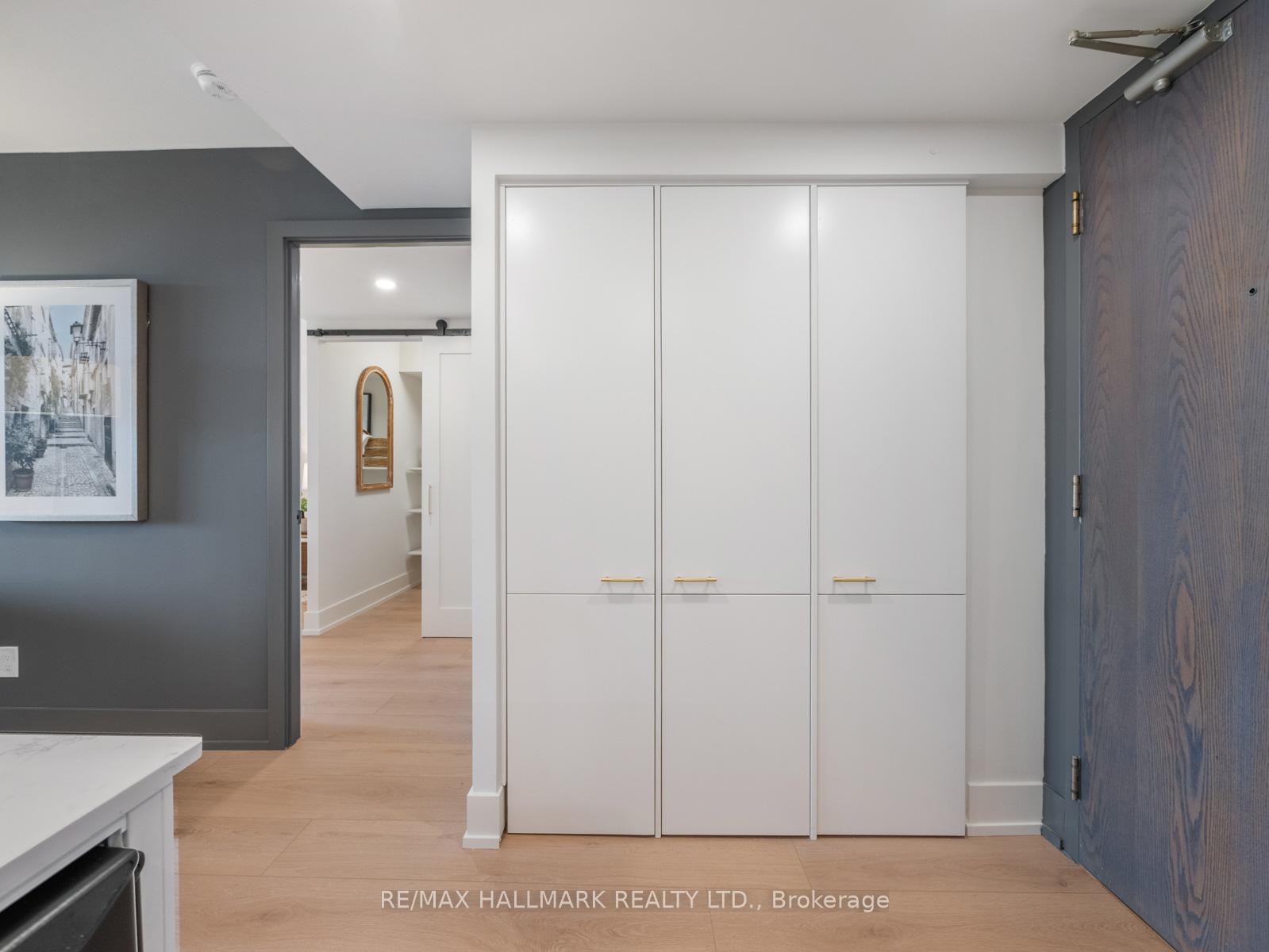 Photo 6 of Unit 301, 1797 Queen Street E, Toronto, The Beaches — HOMEH