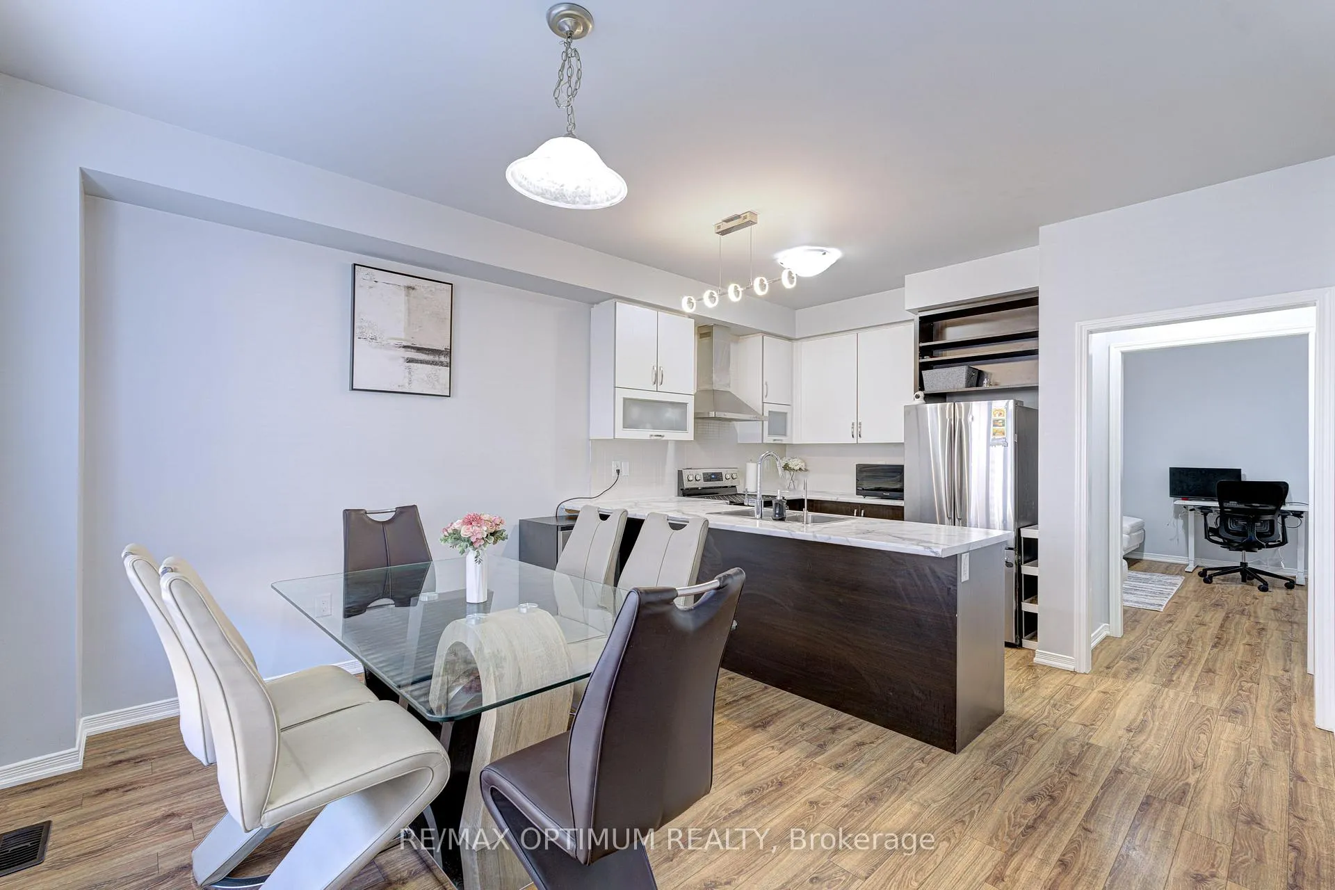 Photo 15 of 157 Baffin Crescent, Brampton, Northwest Brampton — HOMEH