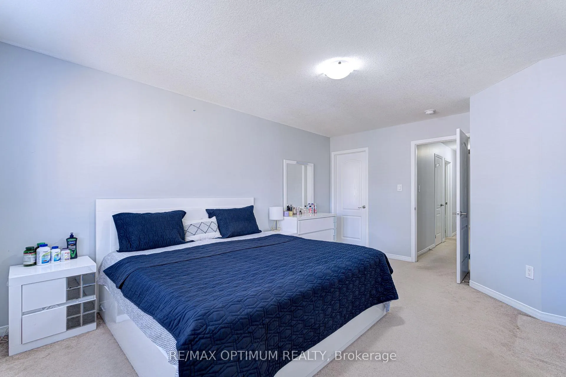 Photo 19 of 157 Baffin Crescent, Brampton, Northwest Brampton — HOMEH