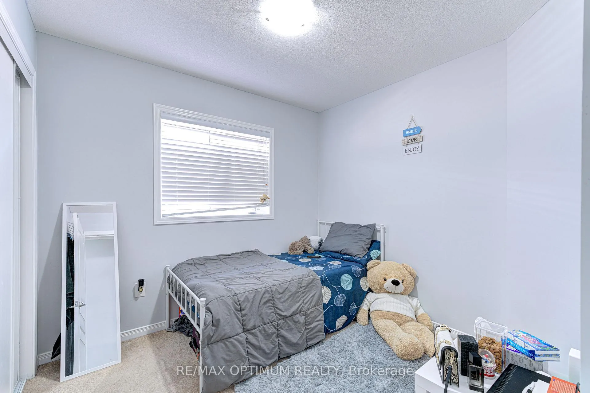 Photo 26 of 157 Baffin Crescent, Brampton, Northwest Brampton — HOMEH