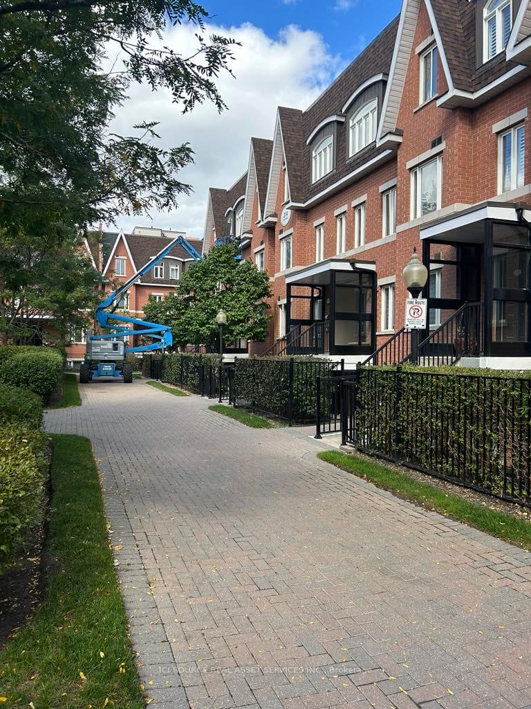 Photo 16 of Unit 220, 308 John Street, Markham, Aileen-Willowbrook — HOMEH