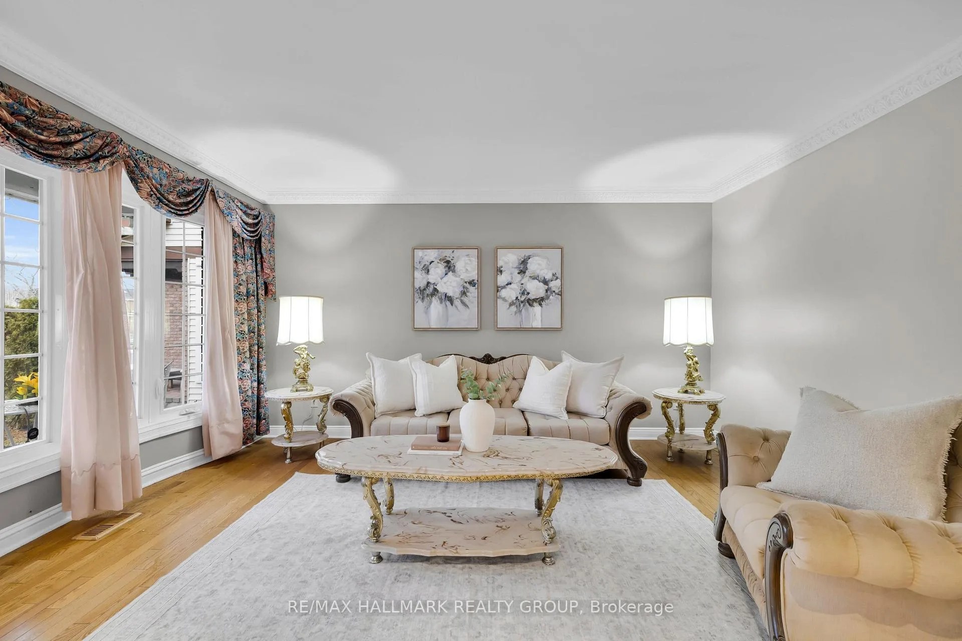 Photo 6 of 5 Ellisson Way, Ottawa, Hunt Club Park — HOMEH