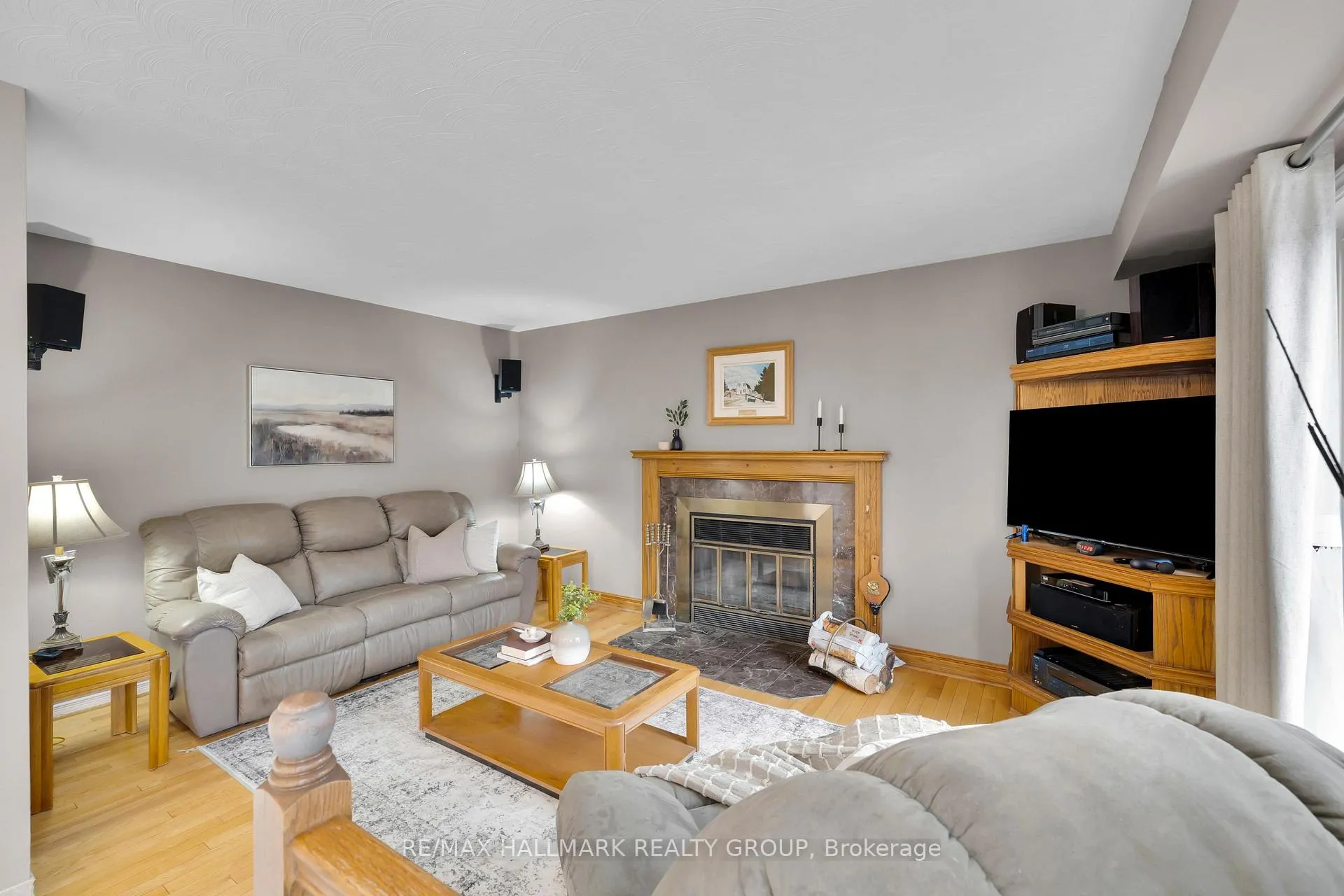 Photo 18 of 5 Ellisson Way, Ottawa, Hunt Club Park — HOMEH